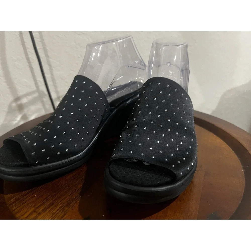 Skechers parallel wedge